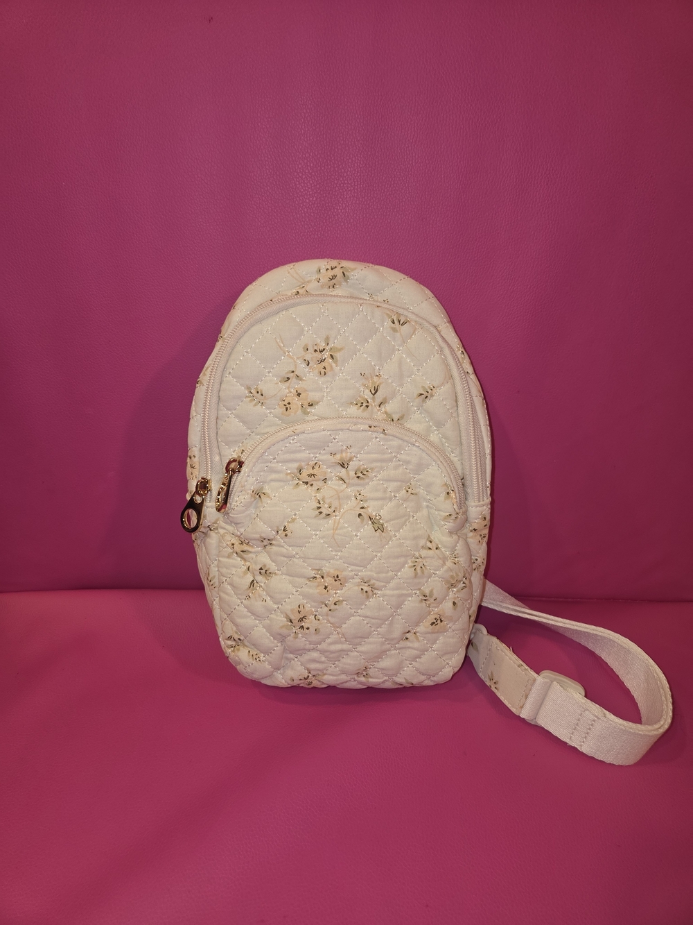 Universal Thread Quilted Floral Crossbody in Cream with Gold Accents
